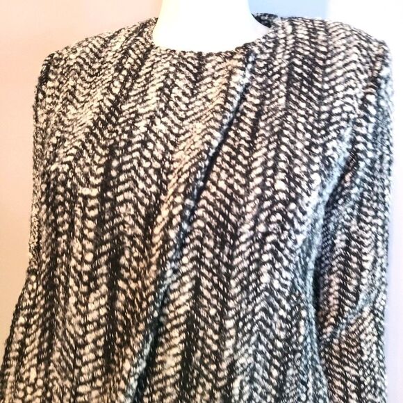 CAbi Gray Woven Jacket size 4 - Picture 7 of 12